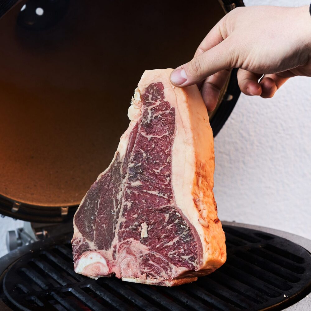 Lihaveiseveise T-BONE STEAK 0,5kg vaakumpakendis GREENHILL (NLD.) -18°C - Saadaval Tartus, Jalaka 2b - Image 2