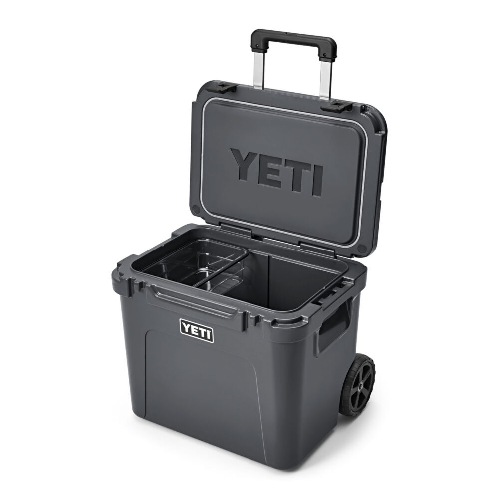 YETI ratastega külmakast Roadie 60 Charcoal / tumehall