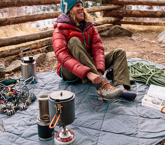 YETI ilmastikukindel piknikutekk Lowlands Blanket Fireside Red / punane