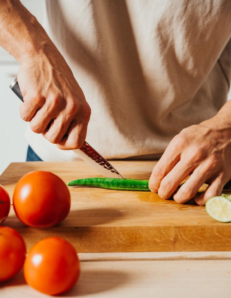 Yaxell Taishi köögiviljanuga 10 cm VG10 teras